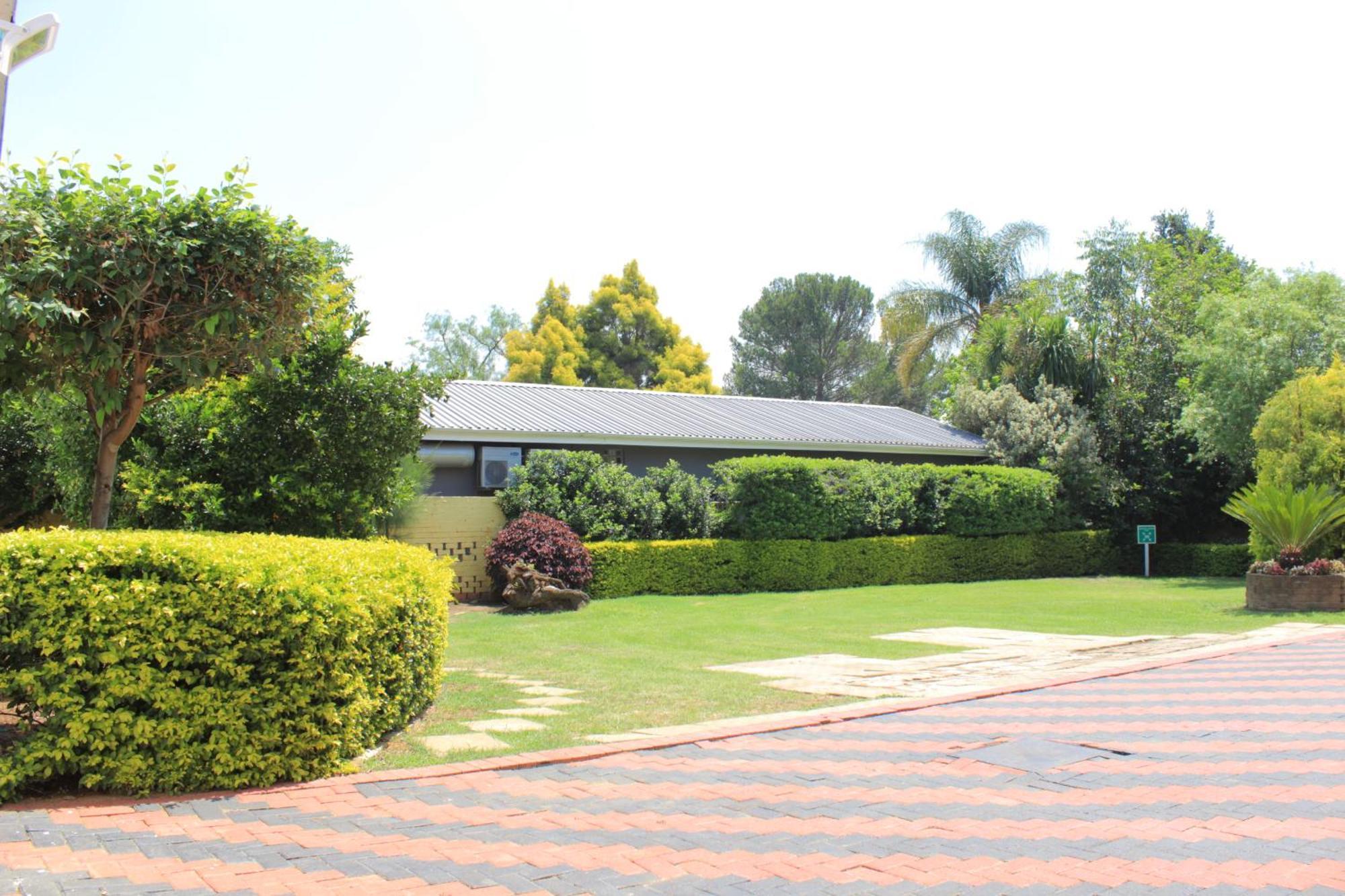 פרייהייד His Glory Guest House מראה חיצוני תמונה
